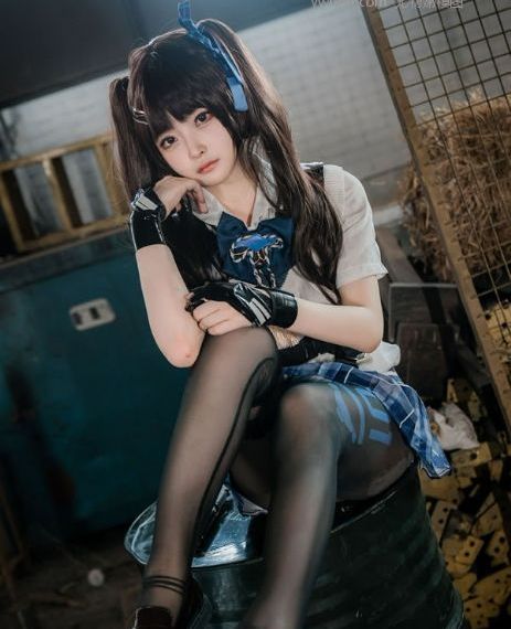 石原莉奈为了老了公和老头出