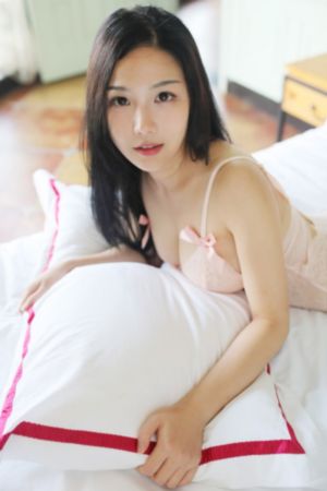 《睡美人》完整版在线观看