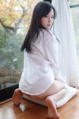 年轻丰满的继母亚洲精品