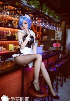 《出轨的女人》激情