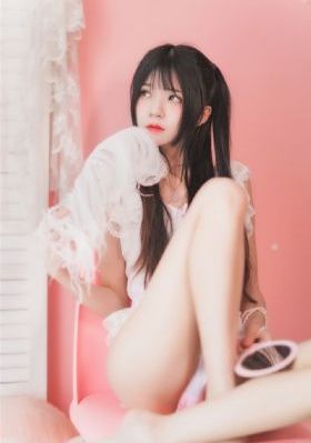 黑衣人