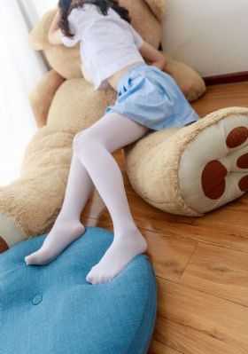 美脚の诱脚舐在线播放