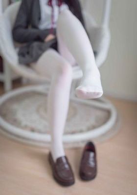 春光灿烂海棠红